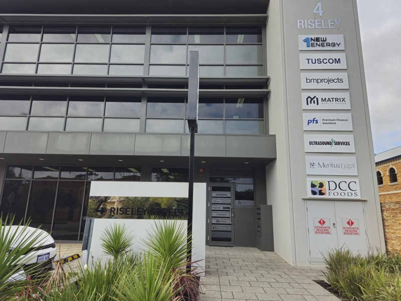 4 Riseley Street, Applecross, WA 6153 AUS