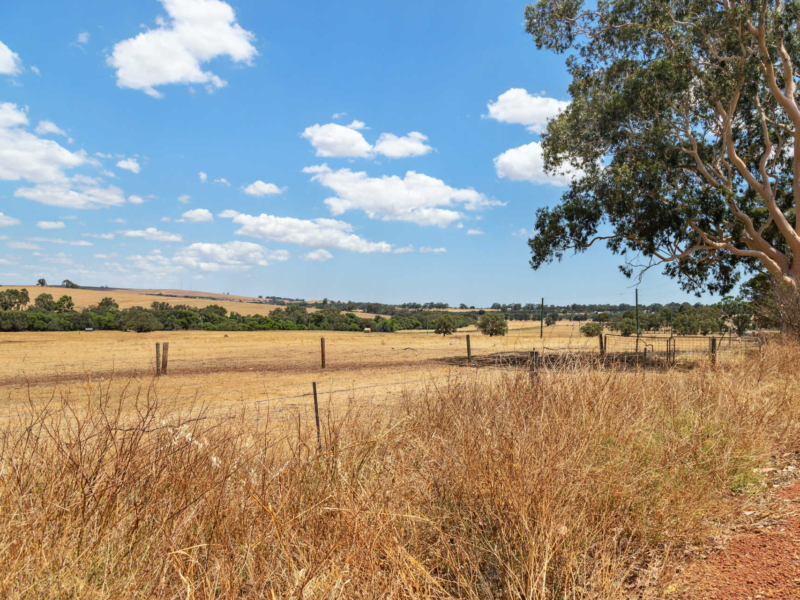 627 Cheriton Road, Gingin, WA 6503 AUS