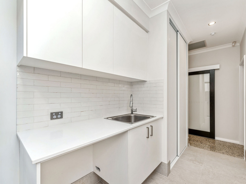 3 De Ceglie Street, Coogee, WA 6166 AUS