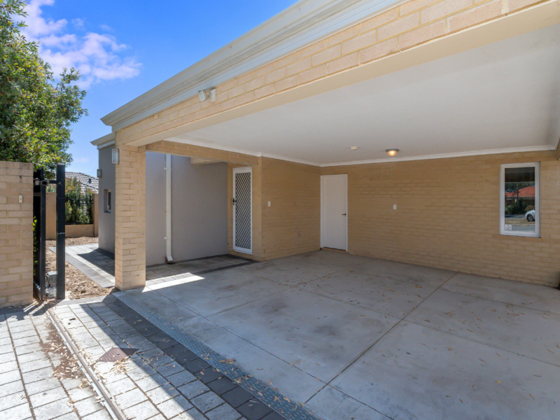 21A Albourne Place, Balga, WA 6061 AUS