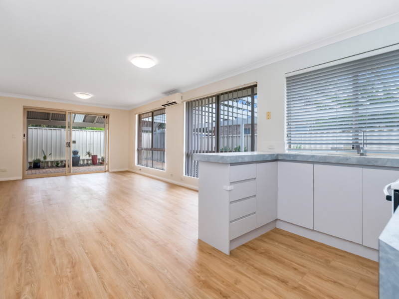 23 Citrus Loop, South Lake, WA 6164 AUS