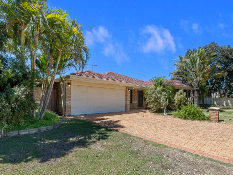 12 Steiner Avenue, Success, WA 6164 AUS