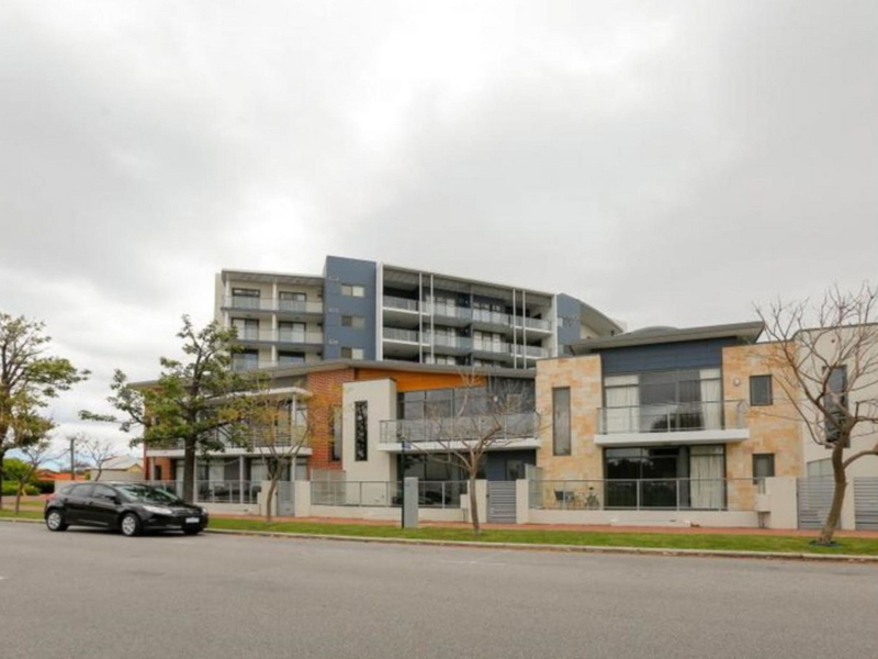 21/8 Hordern Street, Victoria Park, WA 6100 AUS