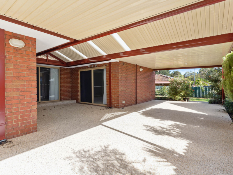 44 Dean Road, Bateman, WA 6150 AUS