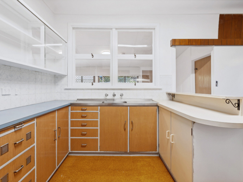 73 James Street, Gosnells, WA 6110 AUS