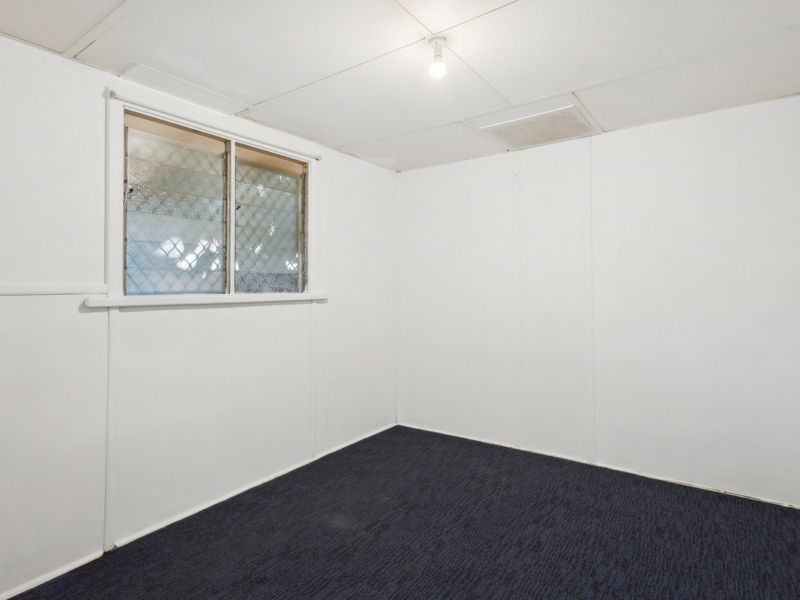 73 James Street, Gosnells, WA 6110 AUS