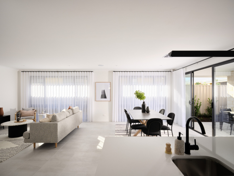 12 Featherflower Entrance, Piara Waters, WA 6112 AUS