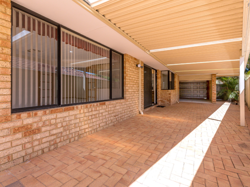 12 Steiner Avenue, Success, WA 6164 AUS