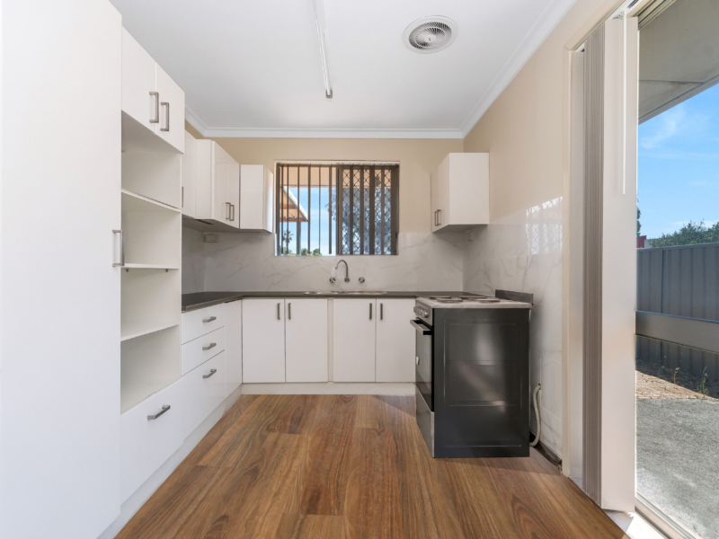 429 Sevenoaks Street, Beckenham, WA 6107 AUS