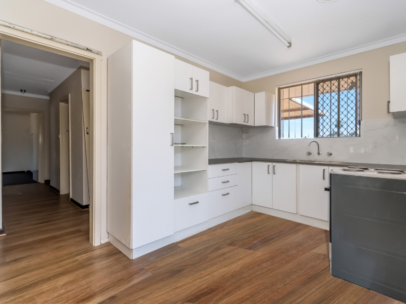 429 Sevenoaks Street, Beckenham, WA 6107 AUS