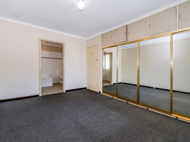 429 Sevenoaks Street, Beckenham, WA 6107 AUS