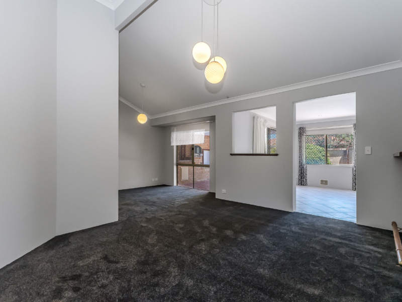 6 Osterley Retreat, Canning Vale, WA 6155 AUS