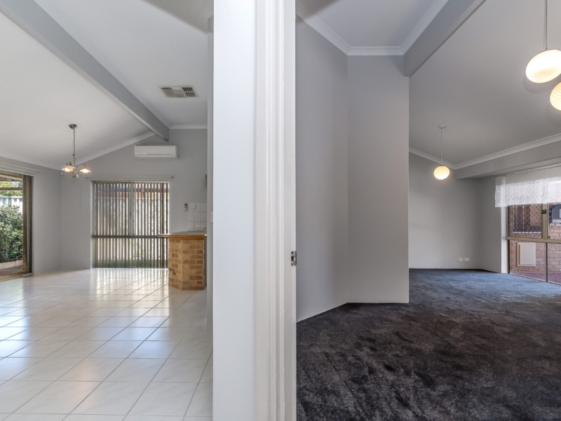 6 Osterley Retreat, Canning Vale, WA 6155 AUS