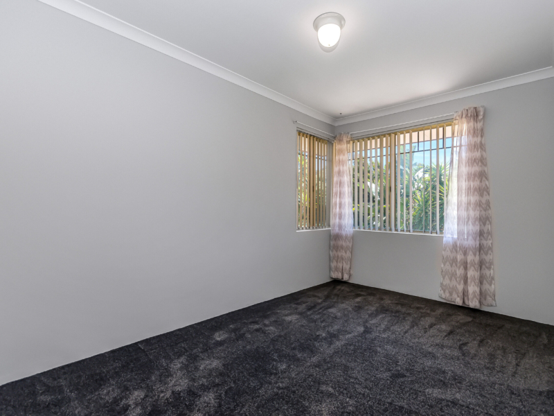 6 Osterley Retreat, Canning Vale, WA 6155 AUS