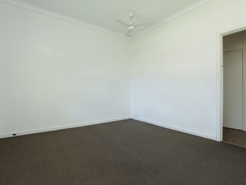 425 Sevenoaks Street, Beckenham, WA 6107 AUS