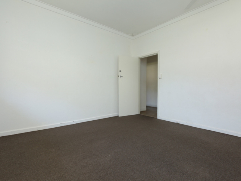 425 Sevenoaks Street, Beckenham, WA 6107 AUS