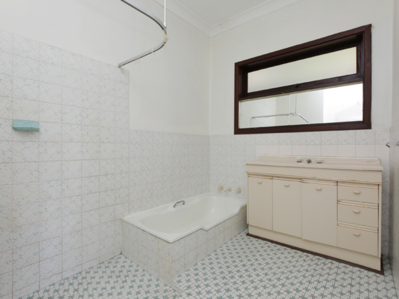 425 Sevenoaks Street, Beckenham, WA 6107 AUS