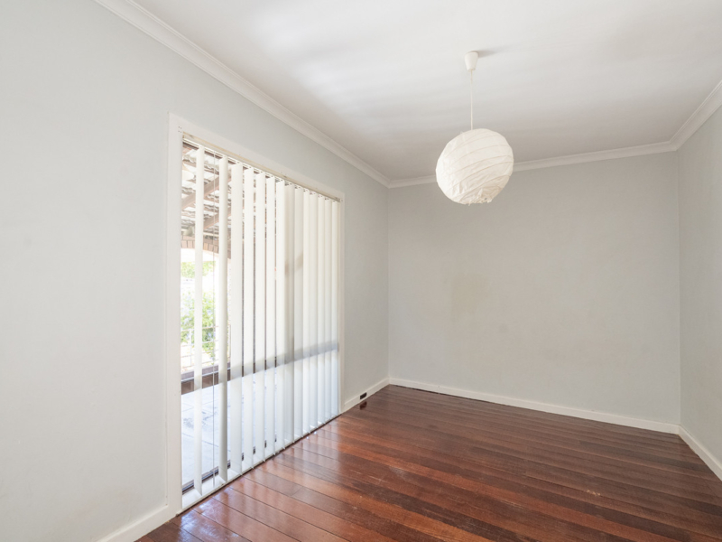 15 Sleight Street, St James, WA 6102 AUS