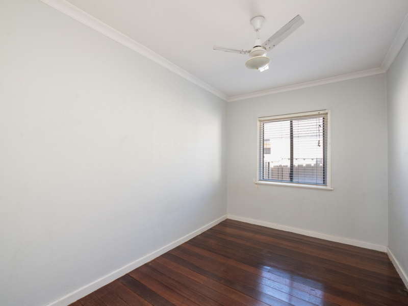 15 Sleight Street, St James, WA 6102 AUS