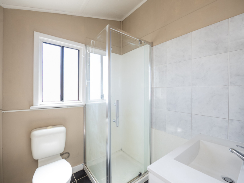 15 Sleight Street, St James, WA 6102 AUS