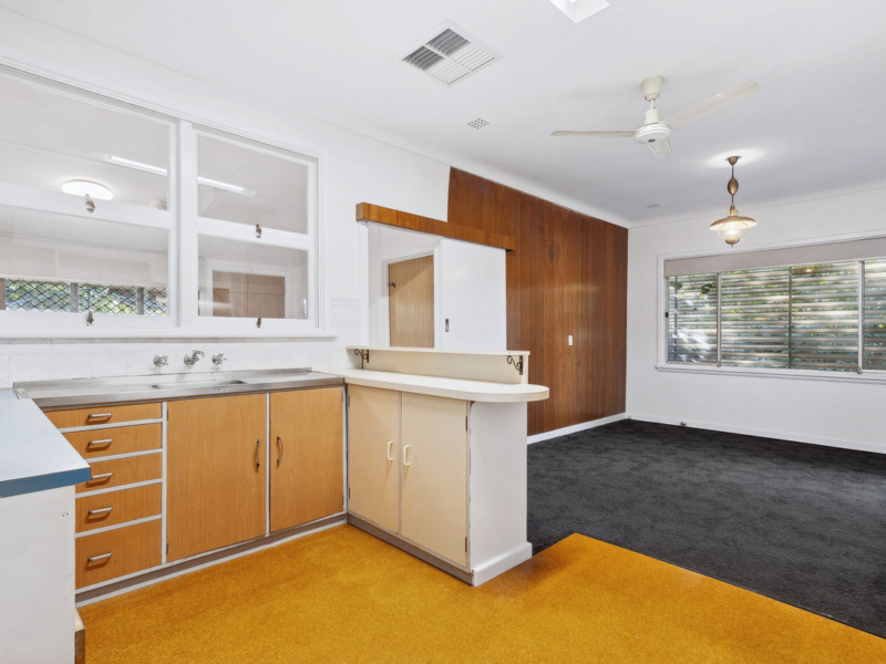 73 James Street, Gosnells, WA 6110 AUS