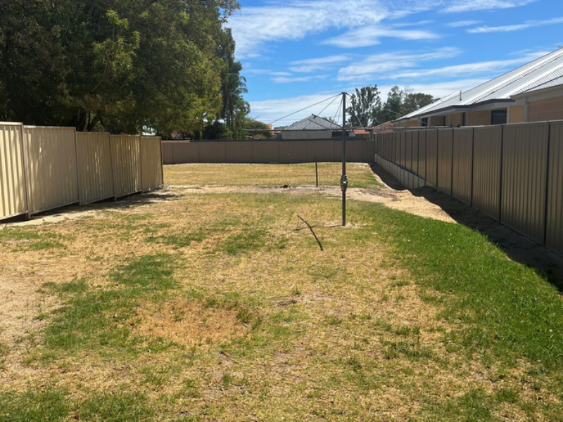 11B Temby Street, Beckenham, WA 6107 AUS