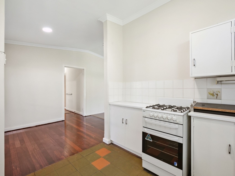 30 Faversham Street, Beckenham, WA 6107 AUS