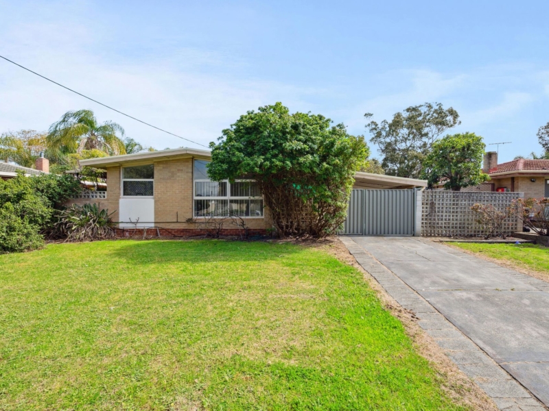 30 Faversham Street, Beckenham, WA 6107 AUS