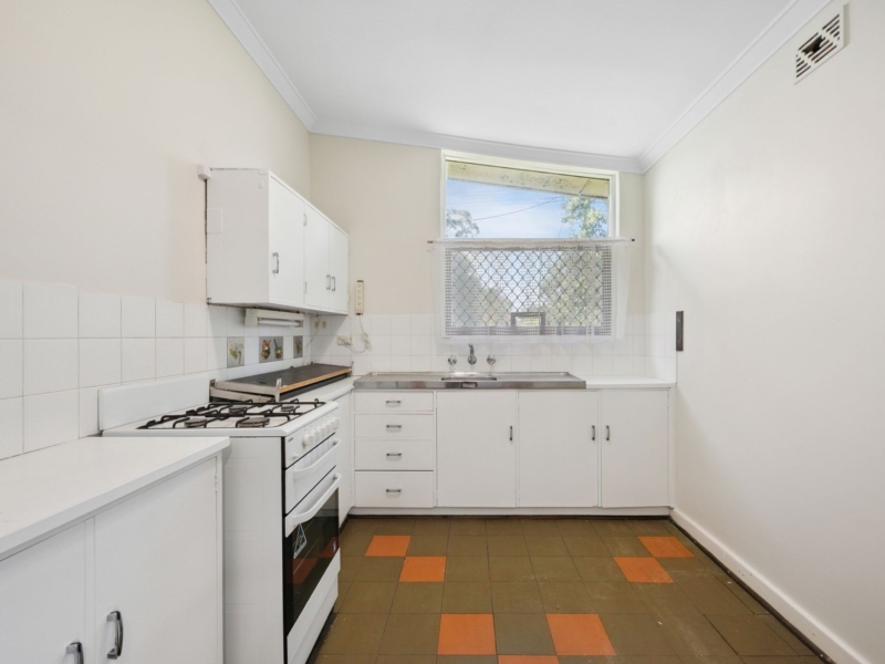 30 Faversham Street, Beckenham, WA 6107 AUS