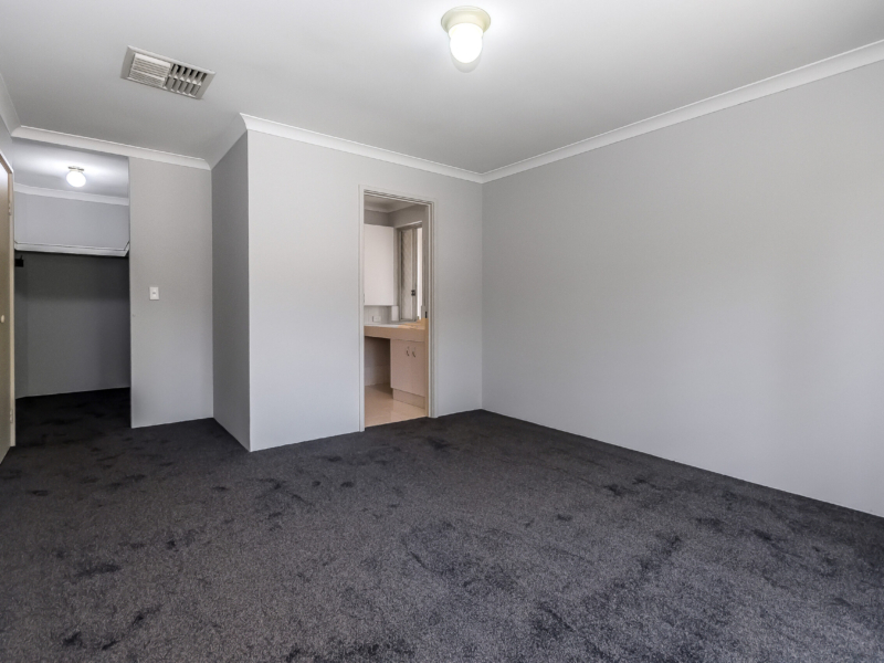 6 Osterley Retreat, Canning Vale, WA 6155 AUS