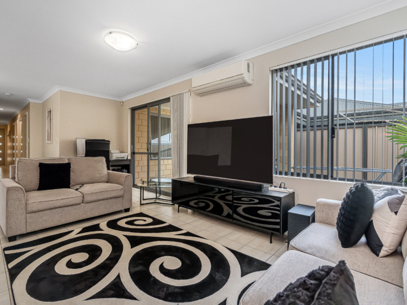 10B Terracina Parkway, Piara Waters, WA 6112 AUS