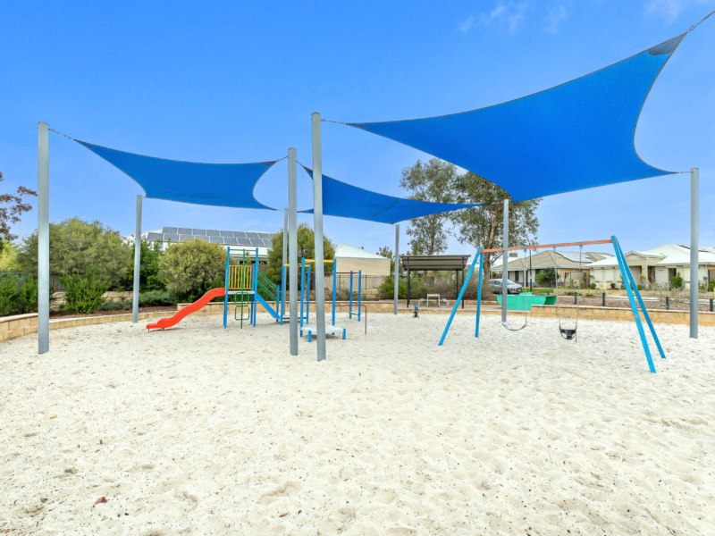 10B Terracina Parkway, Piara Waters, WA 6112 AUS