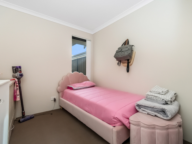 10B Terracina Parkway, Piara Waters, WA 6112 AUS