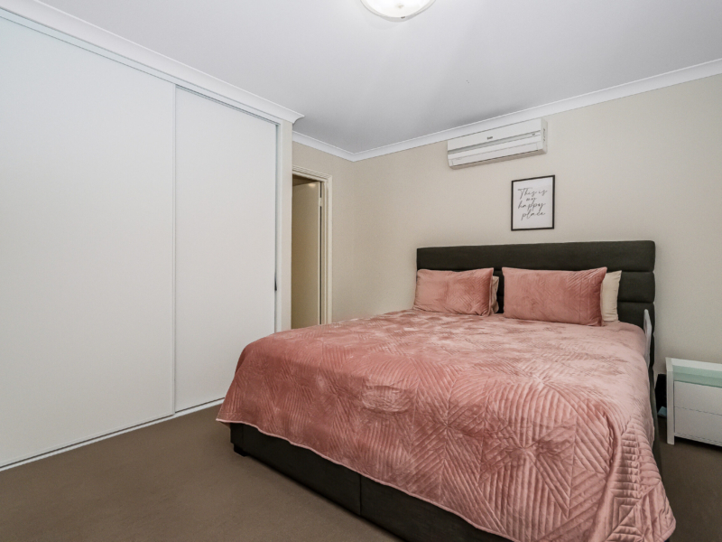 10B Terracina Parkway, Piara Waters, WA 6112 AUS