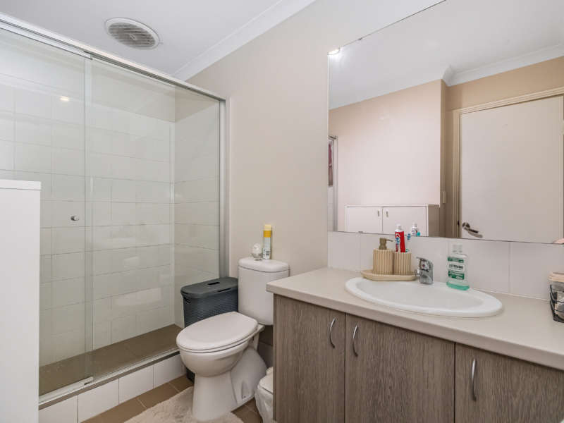 10B Terracina Parkway, Piara Waters, WA 6112 AUS