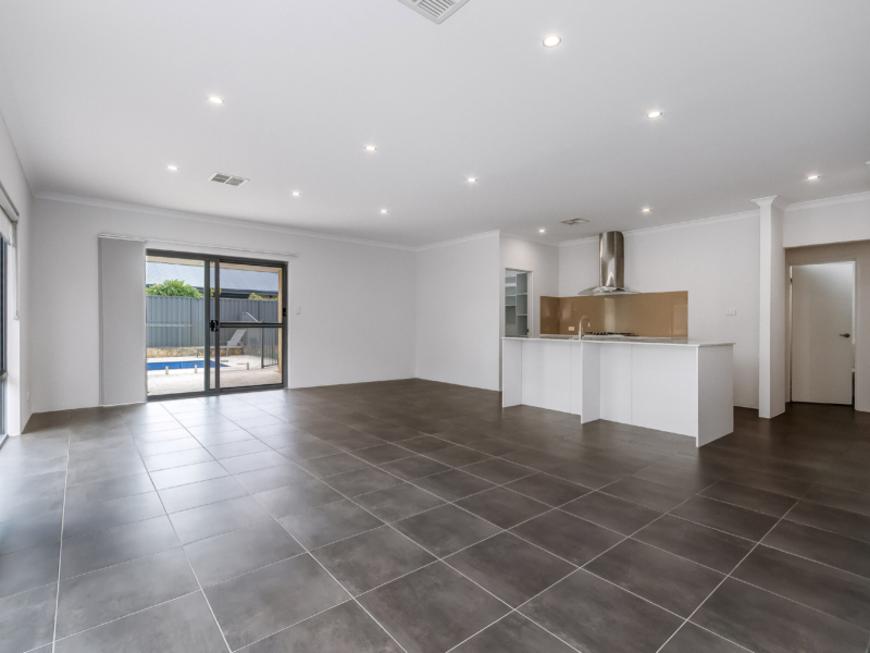 21 Rickett Street, Haynes, WA 6112 AUS