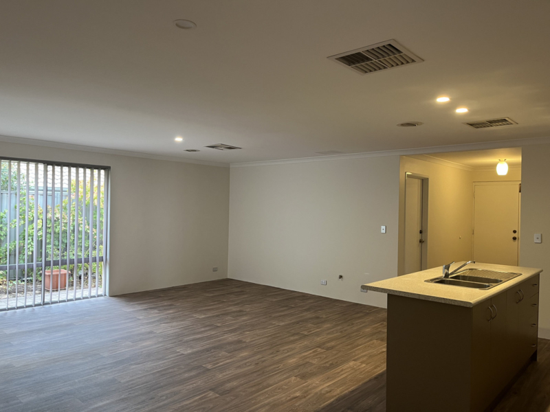 109 Piara Drive, Piara Waters, WA 6112 AUS