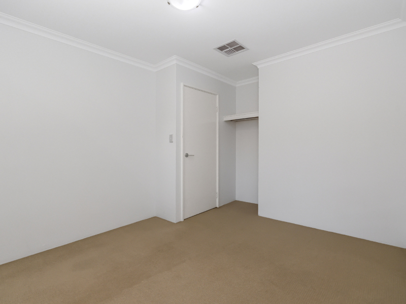11 Engle Close, Maddington, WA 6109 AUS