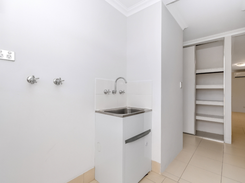 11 Engle Close, Maddington, WA 6109 AUS
