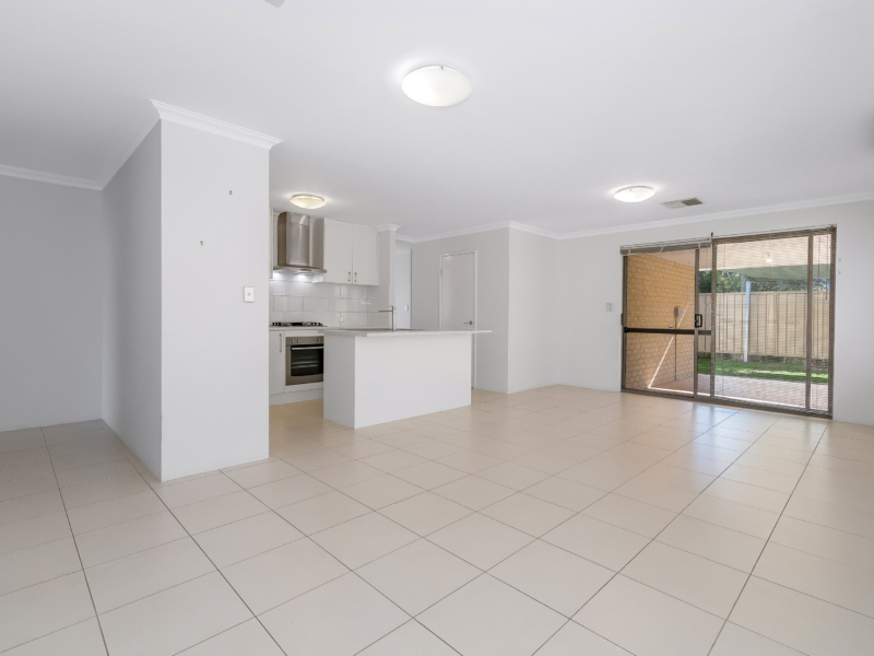 11 Engle Close, Maddington, WA 6109 AUS