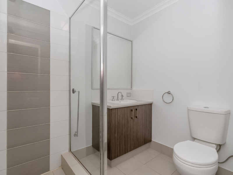 11 Engle Close, Maddington, WA 6109 AUS